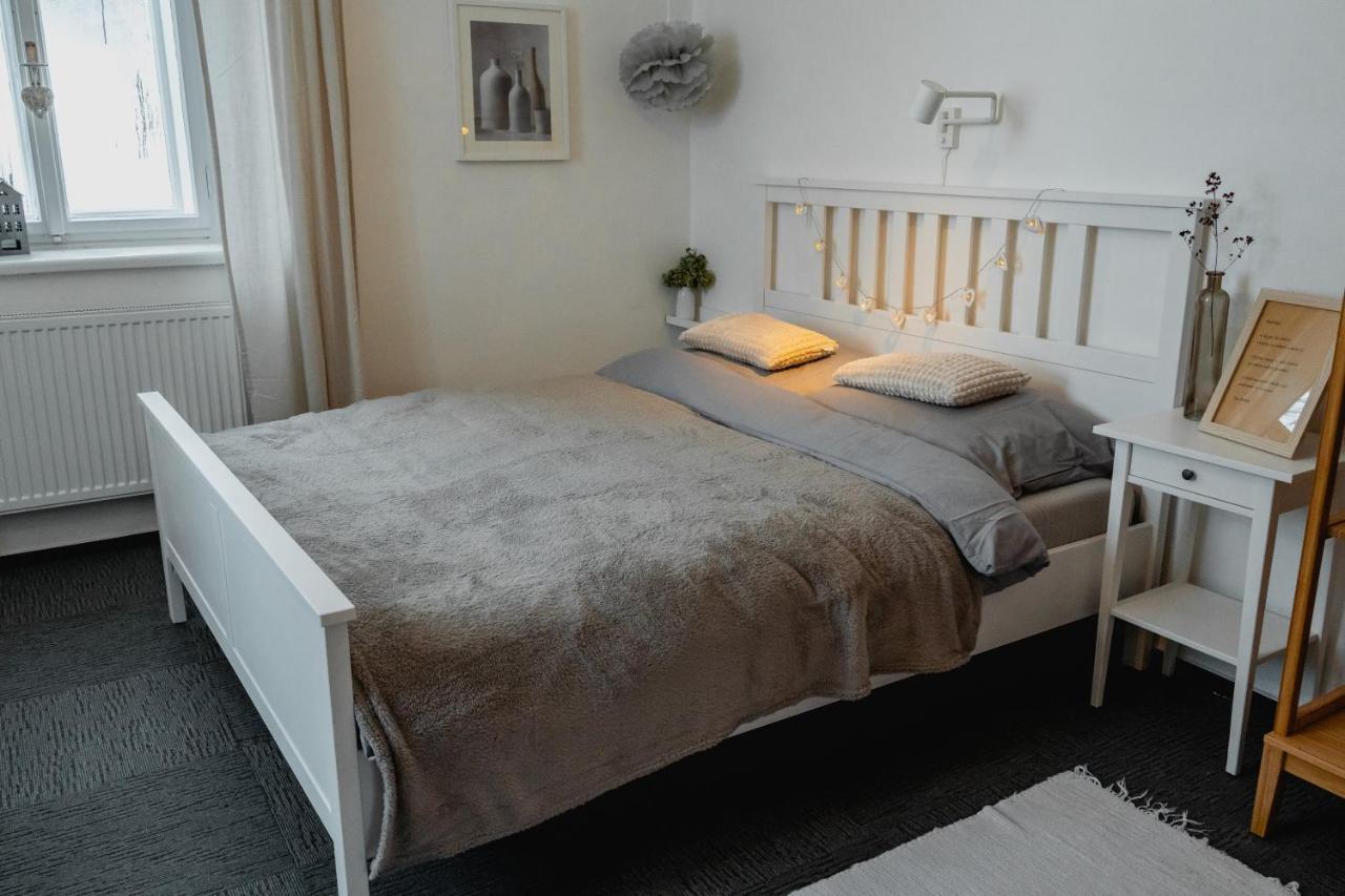Stara Skola Hedec Aparthotel กราลิกี ภายนอก รูปภาพ